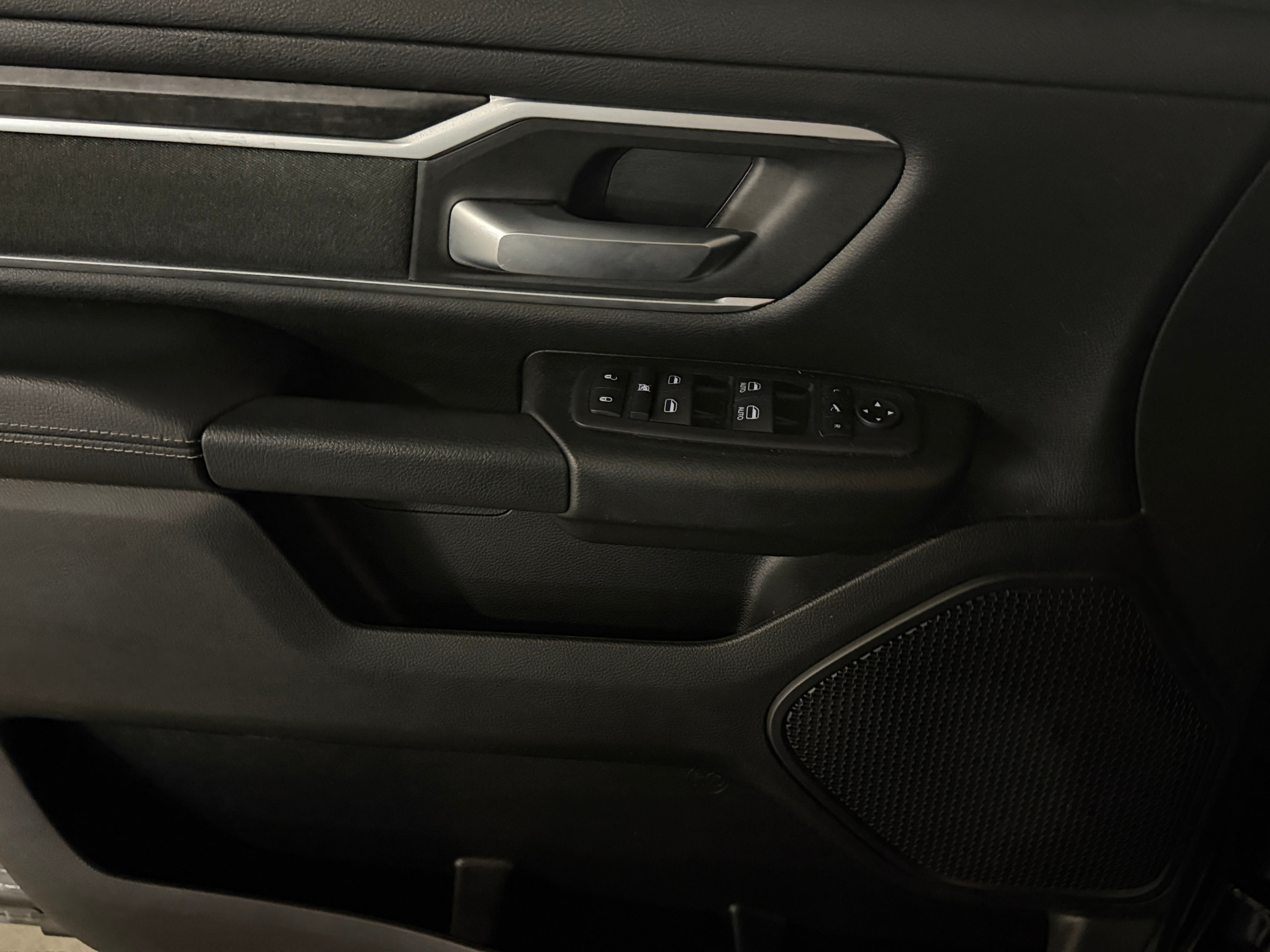 ram ram 1500 pickup 2022 1C6RRFFGXNN287255 image ram ram 1500 pickup 2022 1C6RRFFGXNN287255 image
